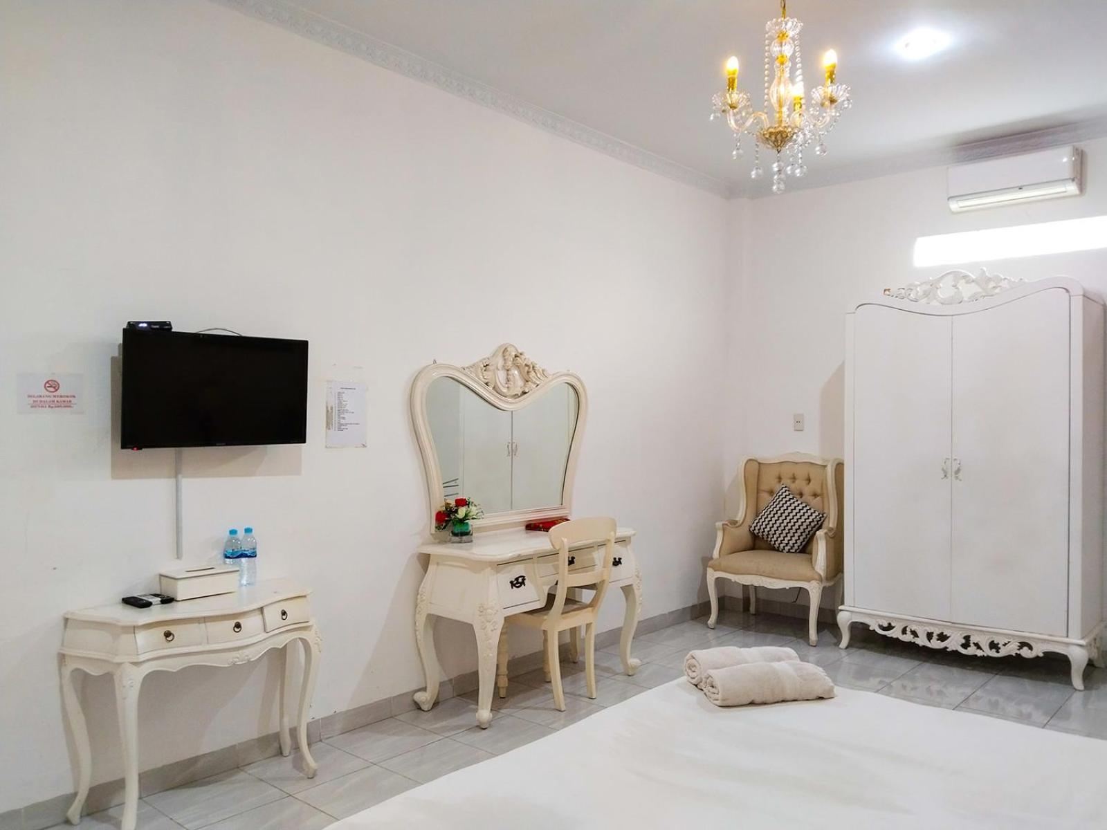 Grand Shaqilla Syariah Hotel Deli Tua Ngoại thất bức ảnh