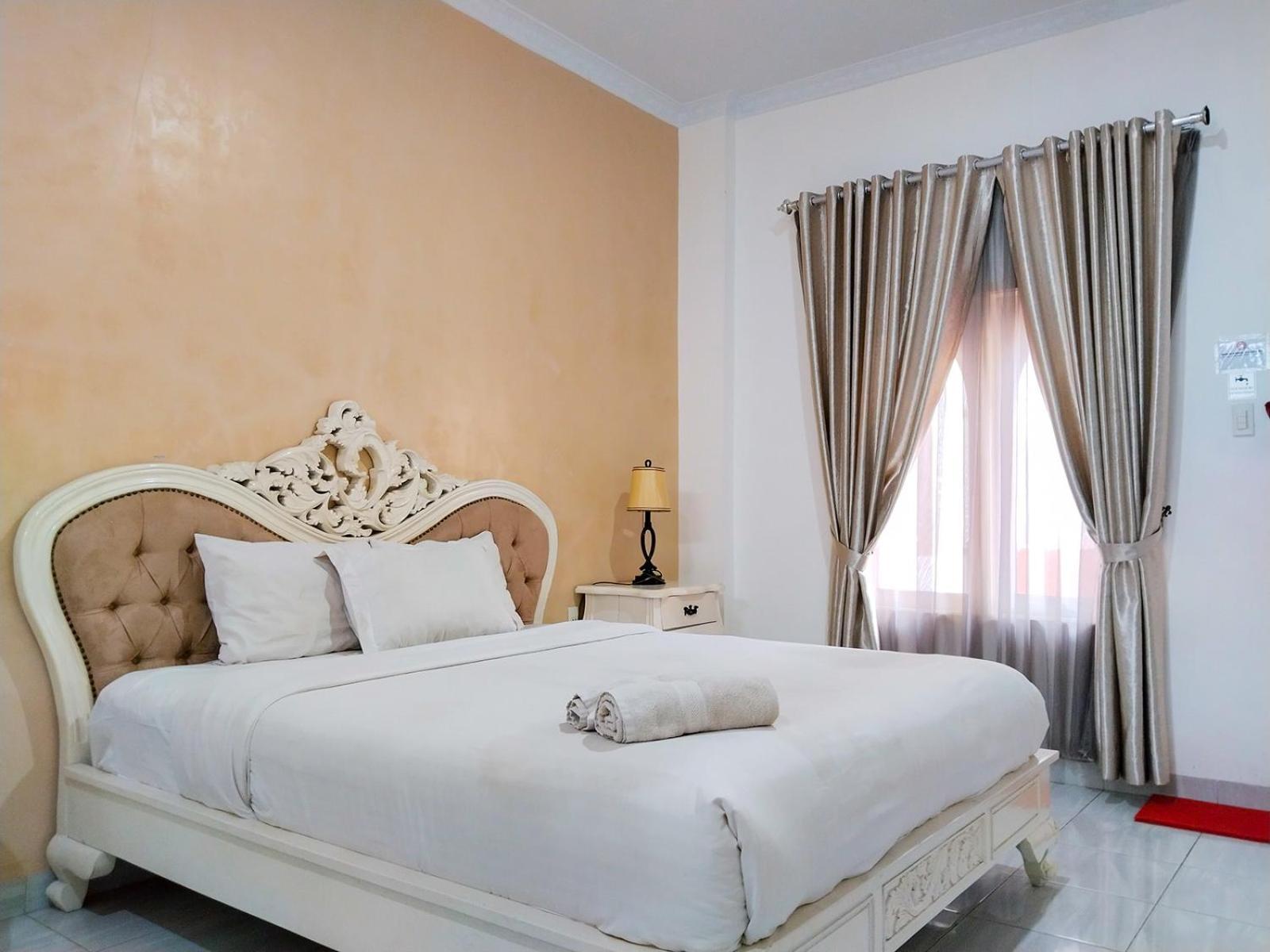 Grand Shaqilla Syariah Hotel Deli Tua Ngoại thất bức ảnh