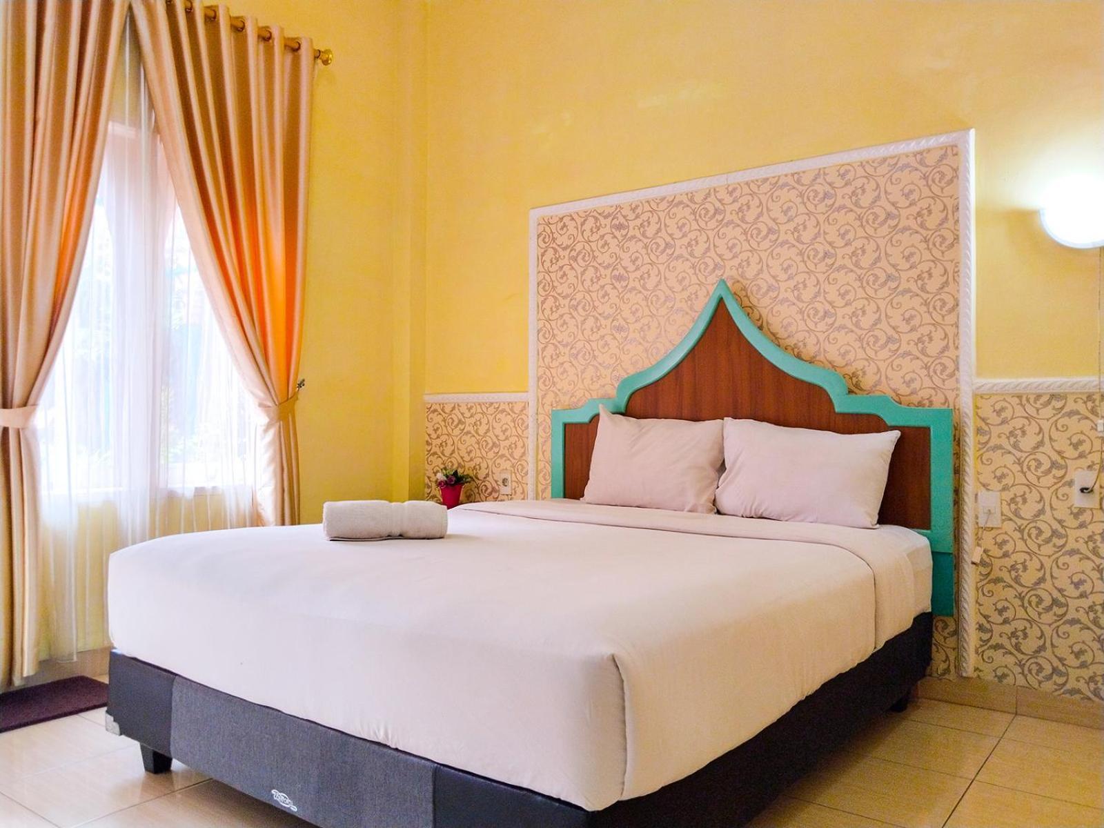 Grand Shaqilla Syariah Hotel Deli Tua Ngoại thất bức ảnh