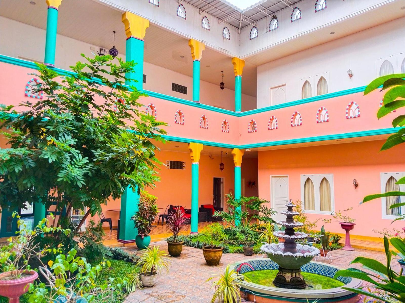 Grand Shaqilla Syariah Hotel Deli Tua Ngoại thất bức ảnh