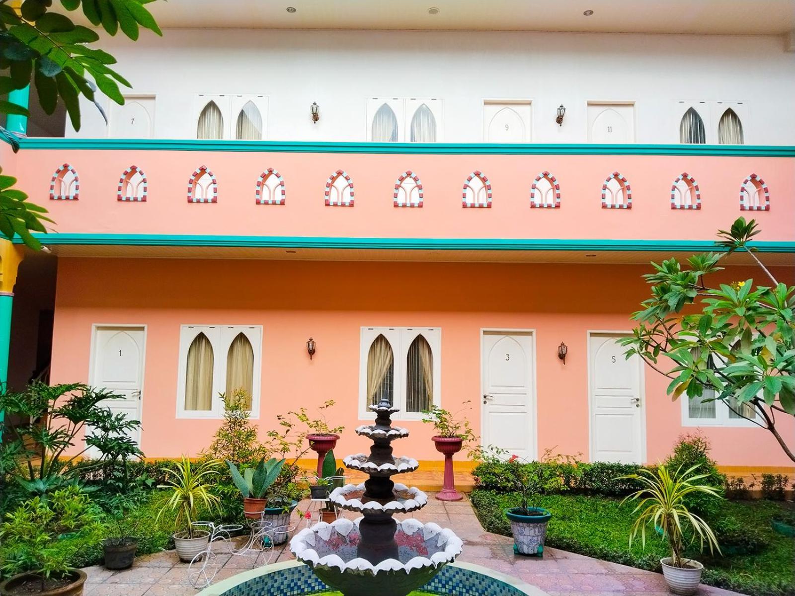 Grand Shaqilla Syariah Hotel Deli Tua Ngoại thất bức ảnh