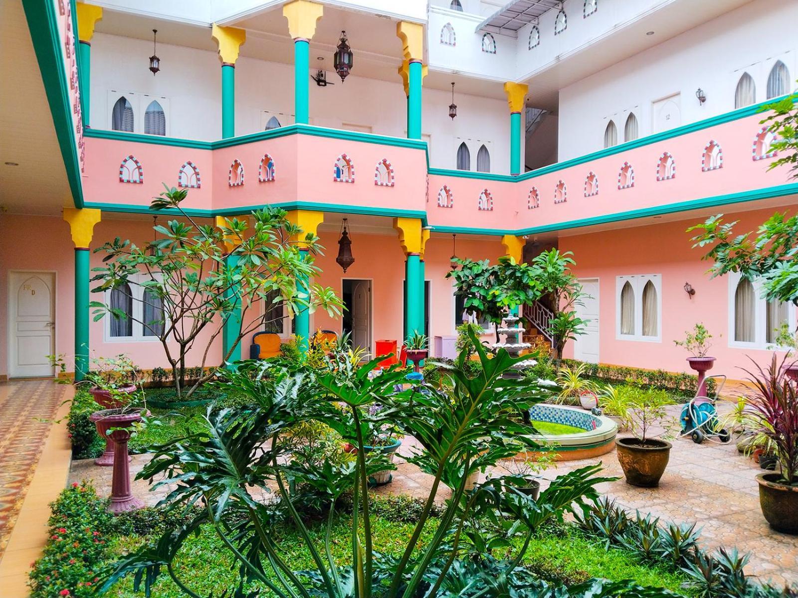 Grand Shaqilla Syariah Hotel Deli Tua Ngoại thất bức ảnh